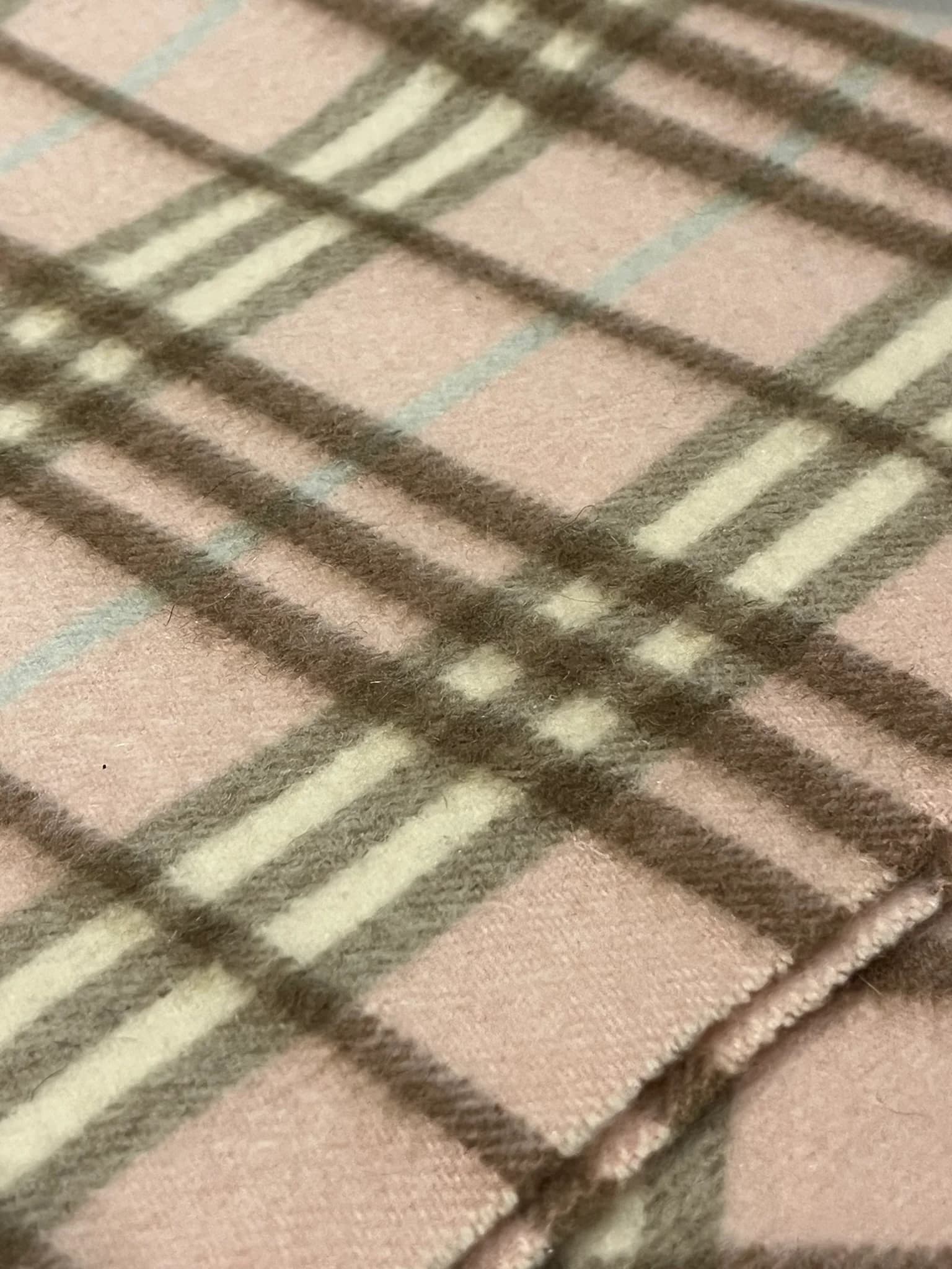 Classic Cashmere Check Scarf