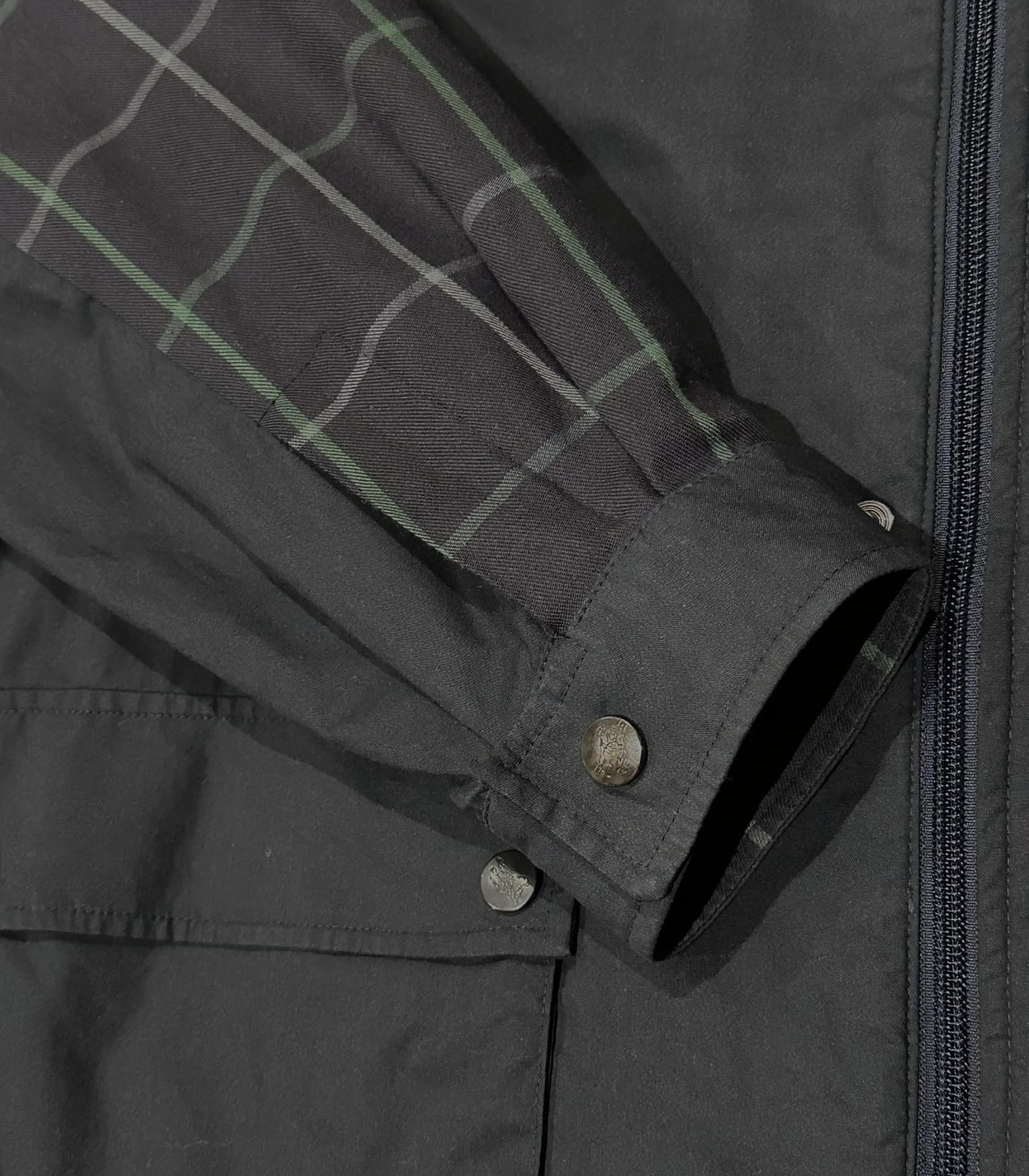 Vintage Outdoor Hooded Jacket — thumbnail 7
