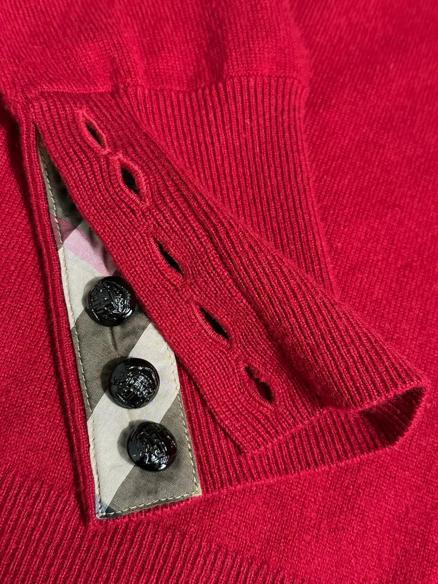 Cable Knit Yoke Cashmere Sweater — thumbnail 7
