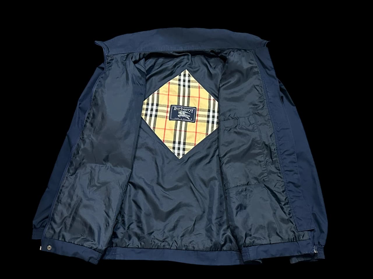 Vintage Outdoor Jacket — thumbnail 3