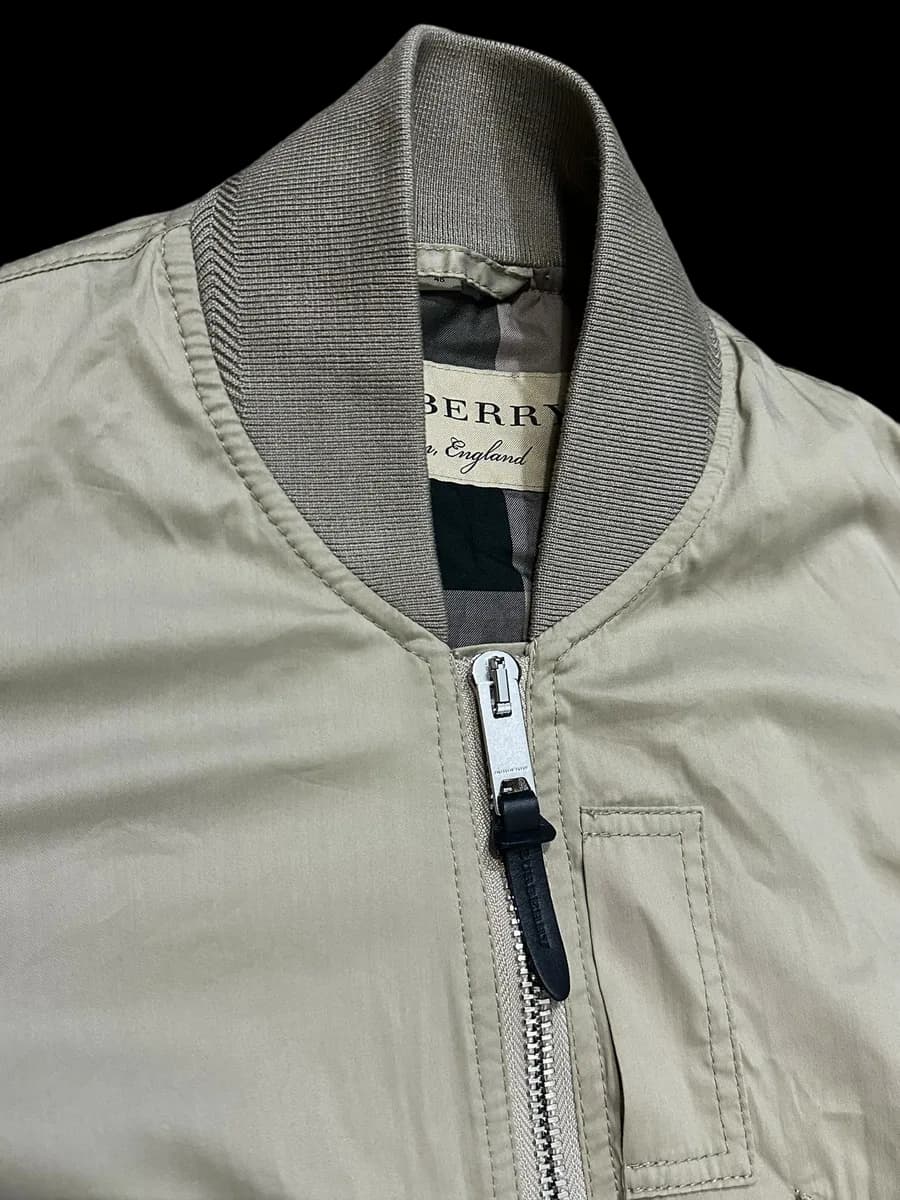 Burberry MA-1 Bomber Jacket — thumbnail 5