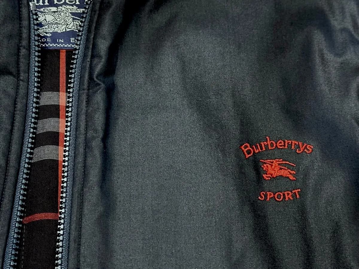 Burberrys Bomber Jacket - Sleeves Detachable — thumbnail 5