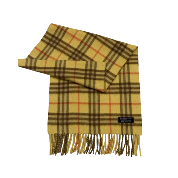 scarf front